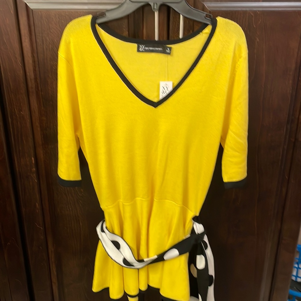 New York and company sweater blouse
